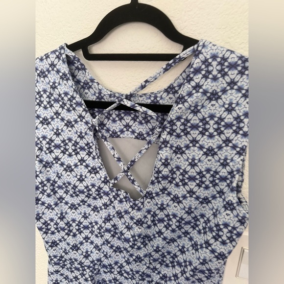 Title Nine Steadfast Tidal Wave Blue Athletic Athleisure Dress Outdoor Camping - Picture 6 of 7